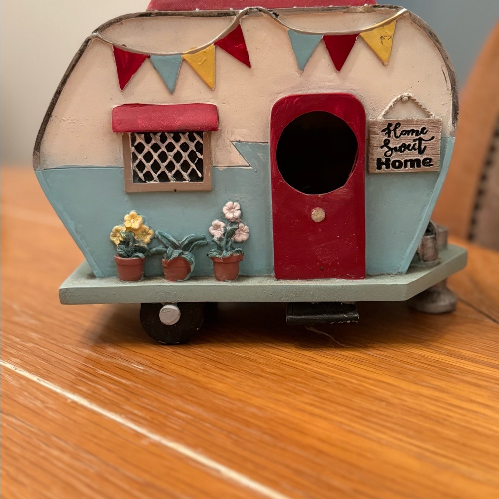 Table top camper decor